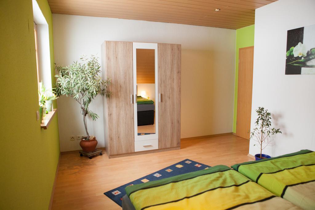 Ferienwohnung Am Korretsberg Kruft Chambre photo